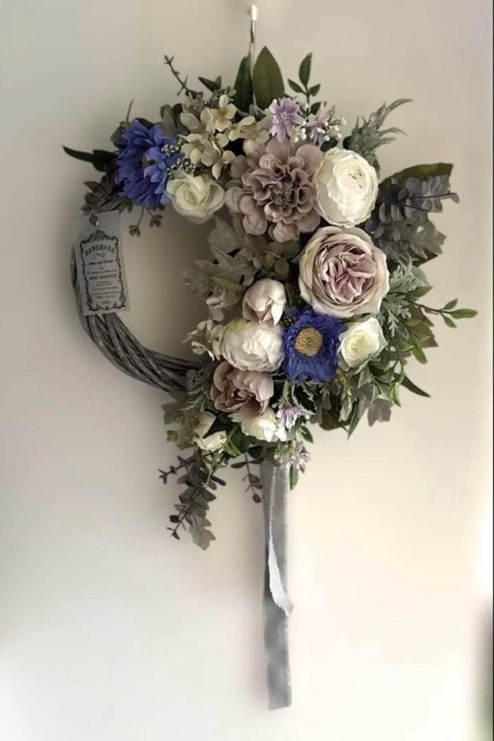 まゆ＊フラワーリース＊　玄関リース　ダリアとローズのナチュラルリース
