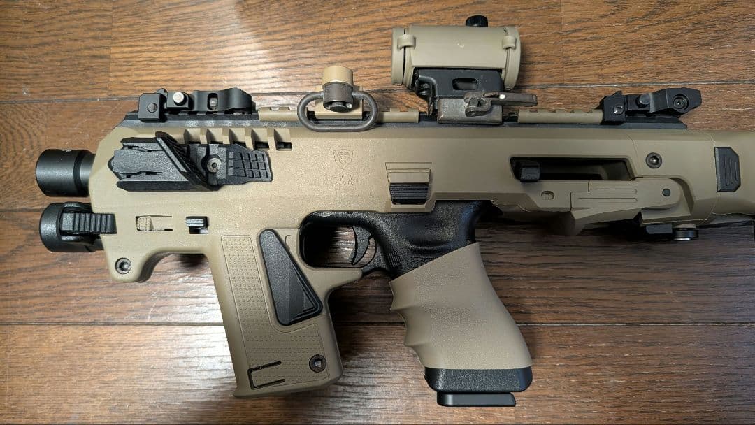 CAA タイプ Micro RONI+G18cガスガン+caaケース+おまけ