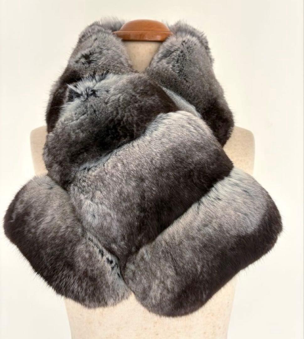 チンチラファー　マフラー　ふっくらリアルファー　染めなし