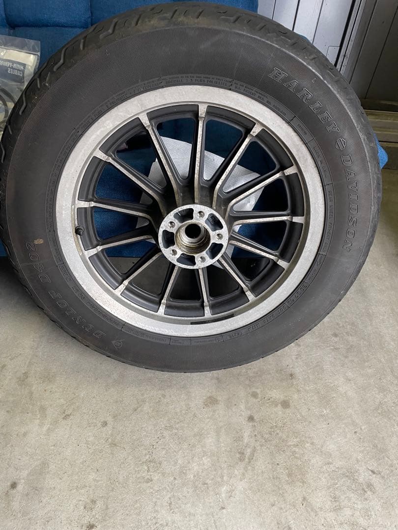 ハーレーダビッドソン　リヤホイール