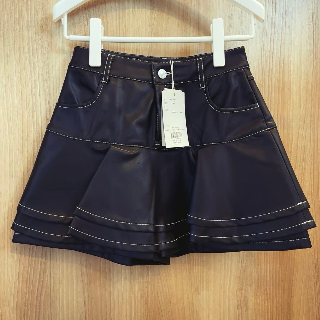 【新品同様】Darich ダーリッチ フリルレザーショートパンツ 【Mサイズ】