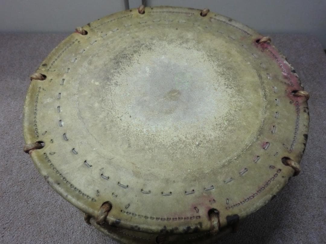 【中古品】締太鼓 面:約35cm 胴長:約15cm　バチ付き 田中太鼓店制作