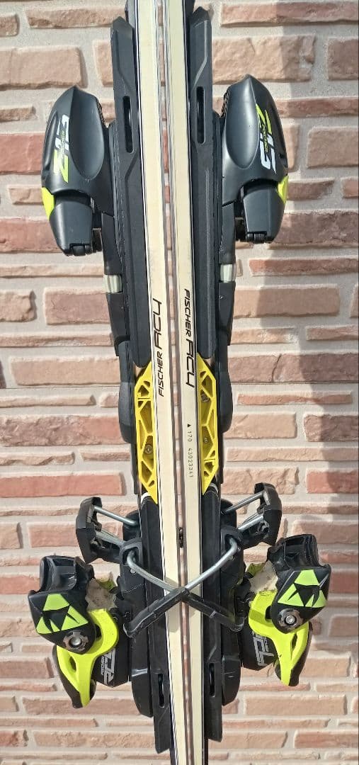 Fischer スキー板 ホワイト/イエロー