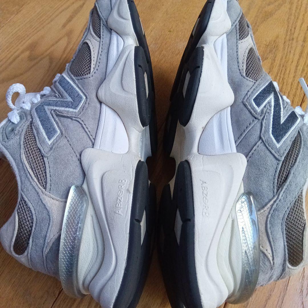 ニューバランス　9060 スニーカー　グレー　23cm