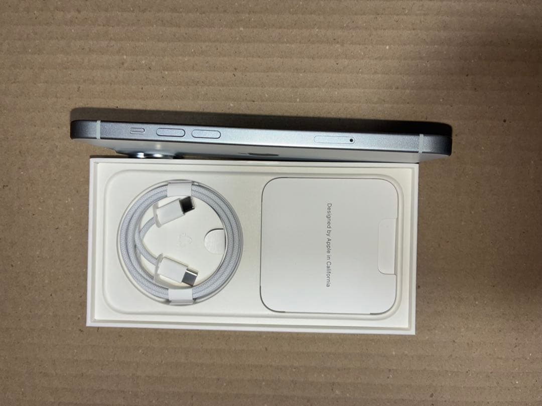 iPhone 15 Plus ブルー 128GB SIMフリー 美品