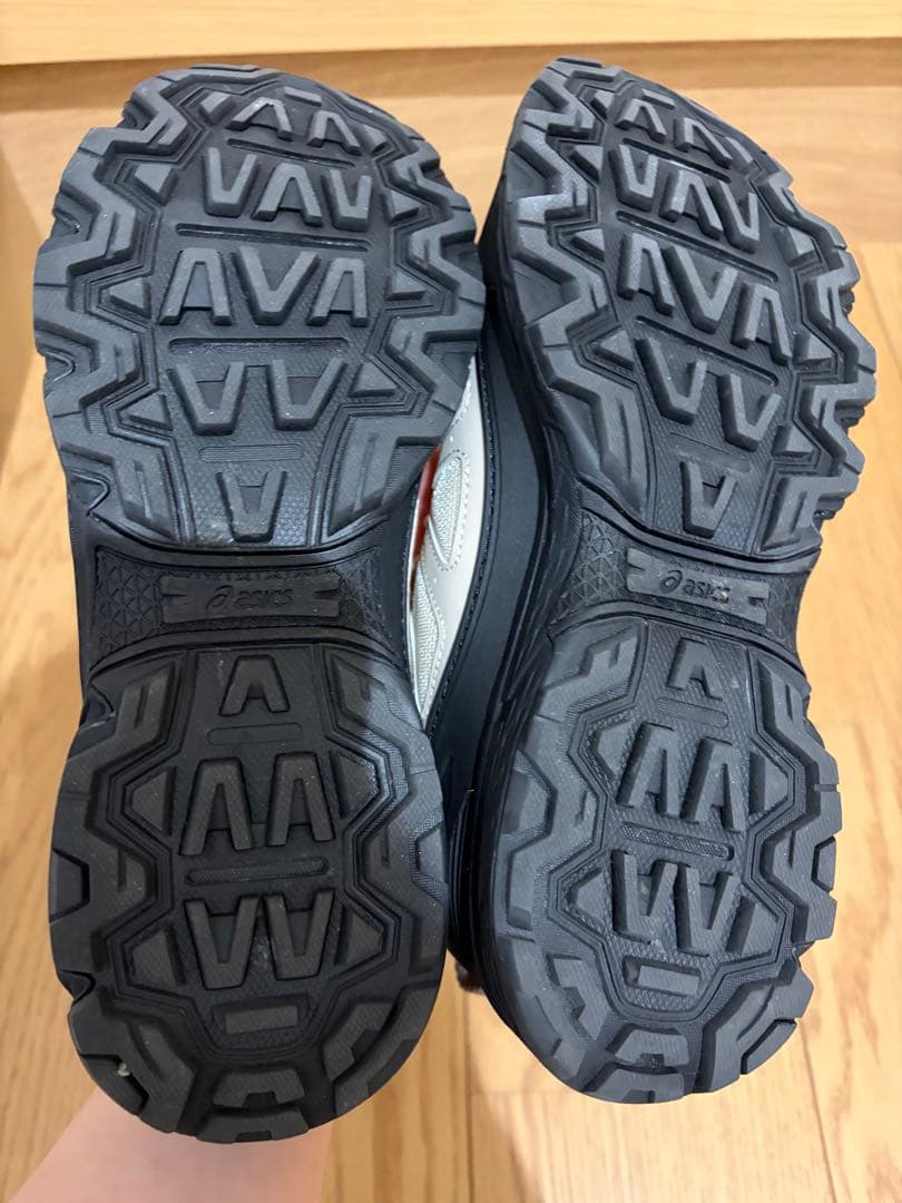 靴 GEL-VENTURE 6 SHIELD Black/Feather Grey