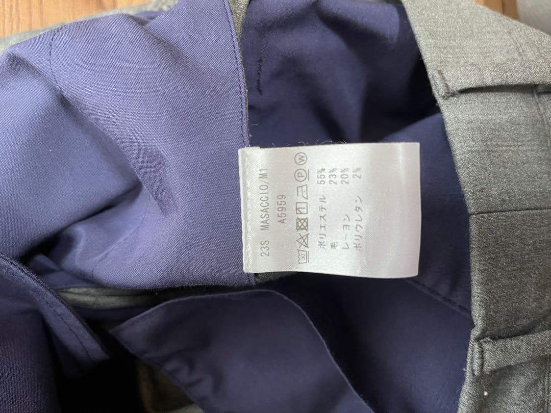 gabsarchiyo MASACCIO グレー スラックス 44