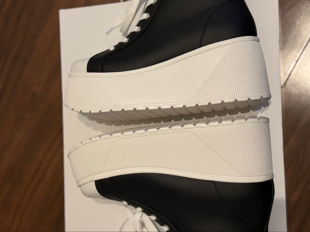 鈴木亜美さん　プラットフォームハイカットスニーカー　Lサイズ