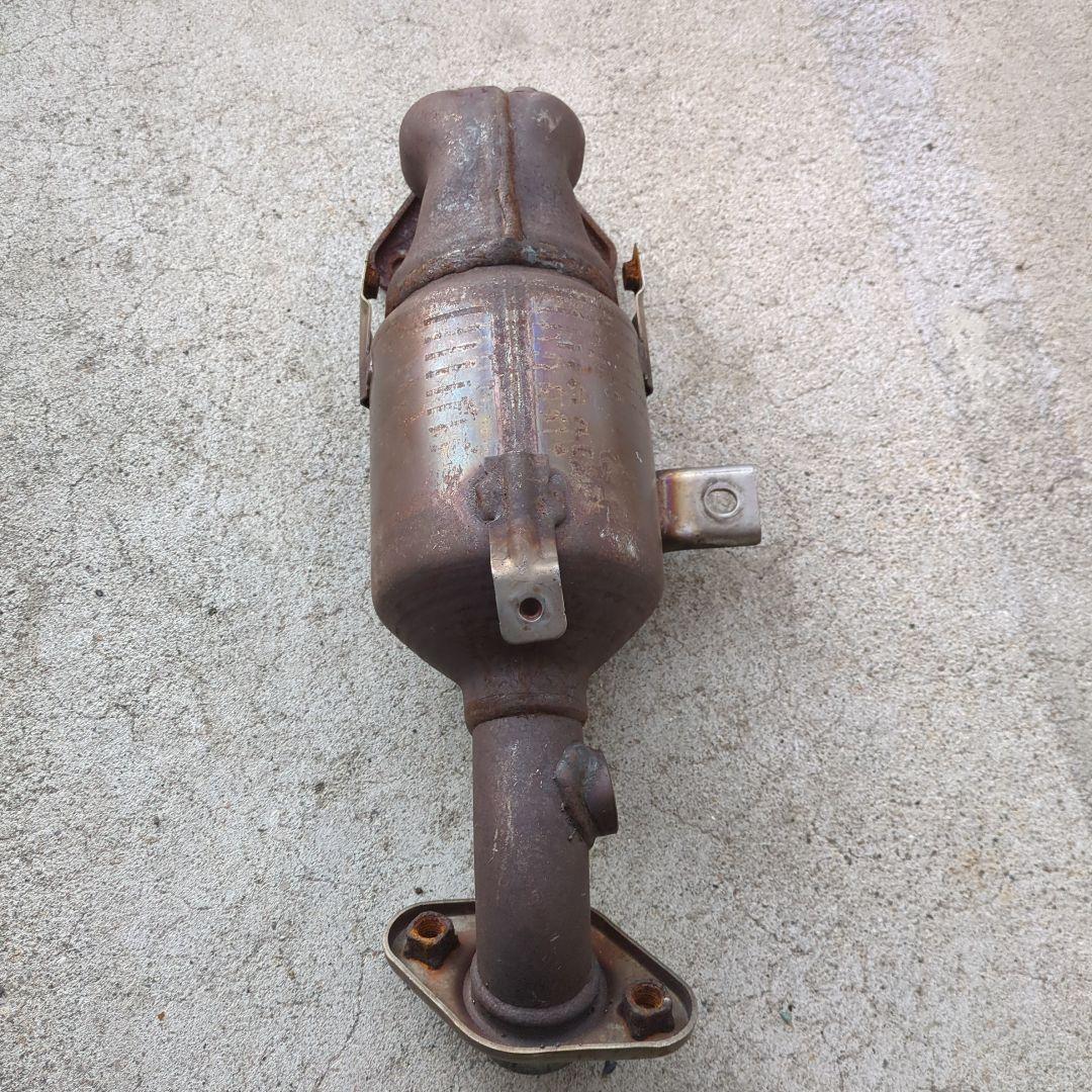 佑*護様 触媒 円筒型 フランジ　約40㌢