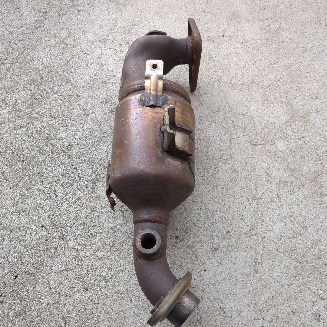 佑*護様 触媒 円筒型 フランジ　約40㌢