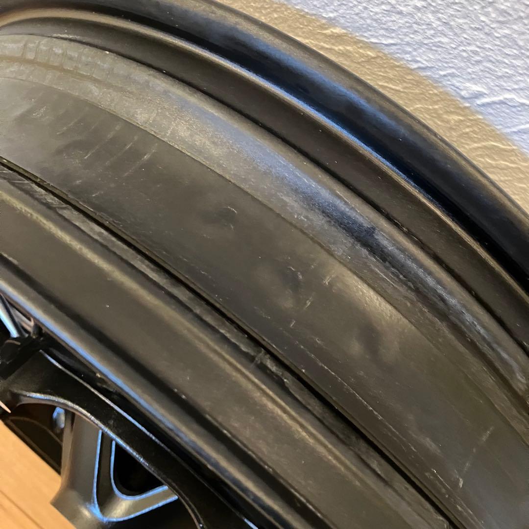 T*i様  RnineT 純正フロントホイール