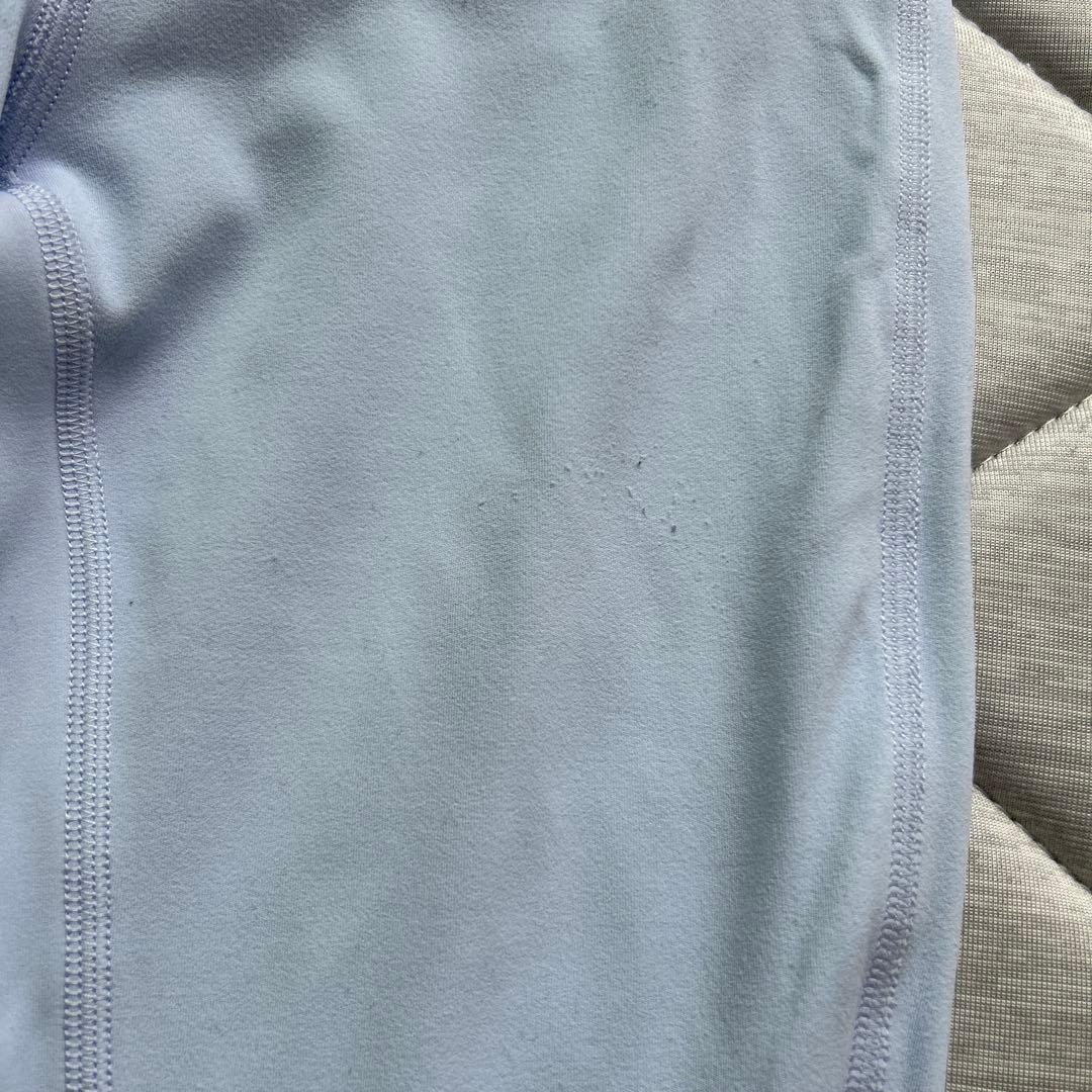 ルルレモンレギンス０　ライトブルー