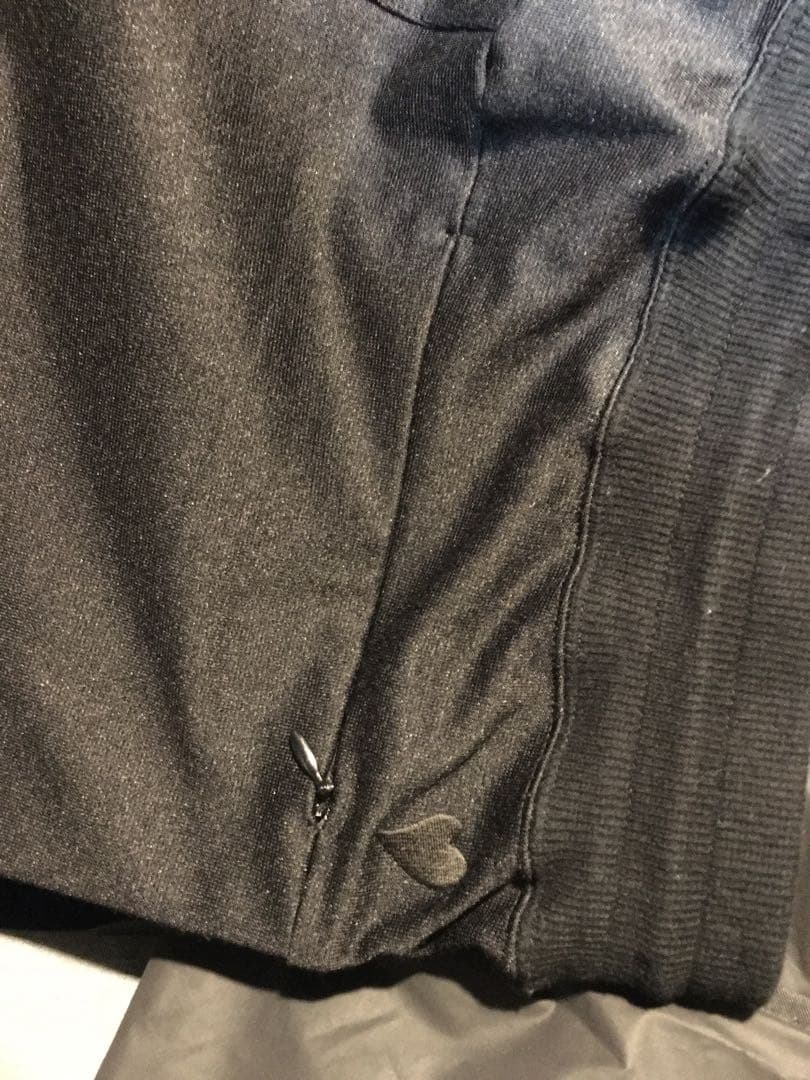 ごいちAKM LUXE SIDE ZIP SHORTS BL