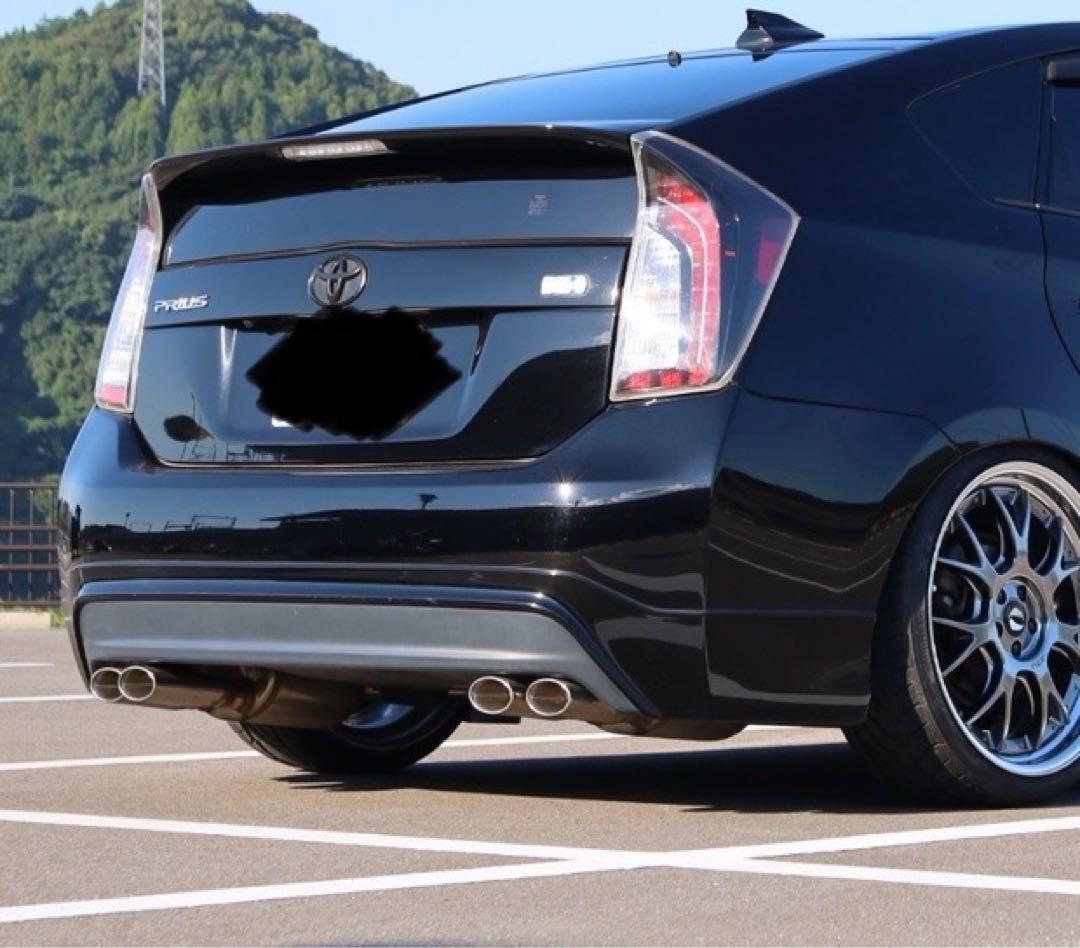 プリウス 30 GANADORマフラー