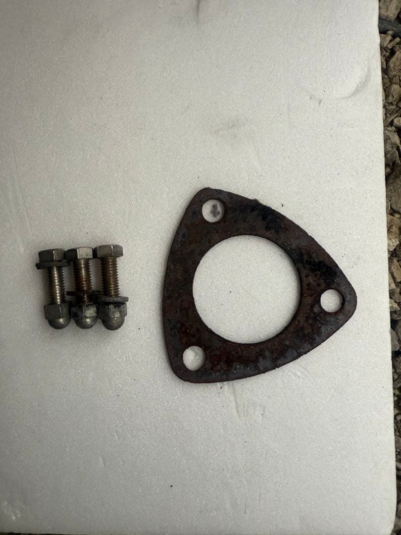 プリウス 30 GANADORマフラー