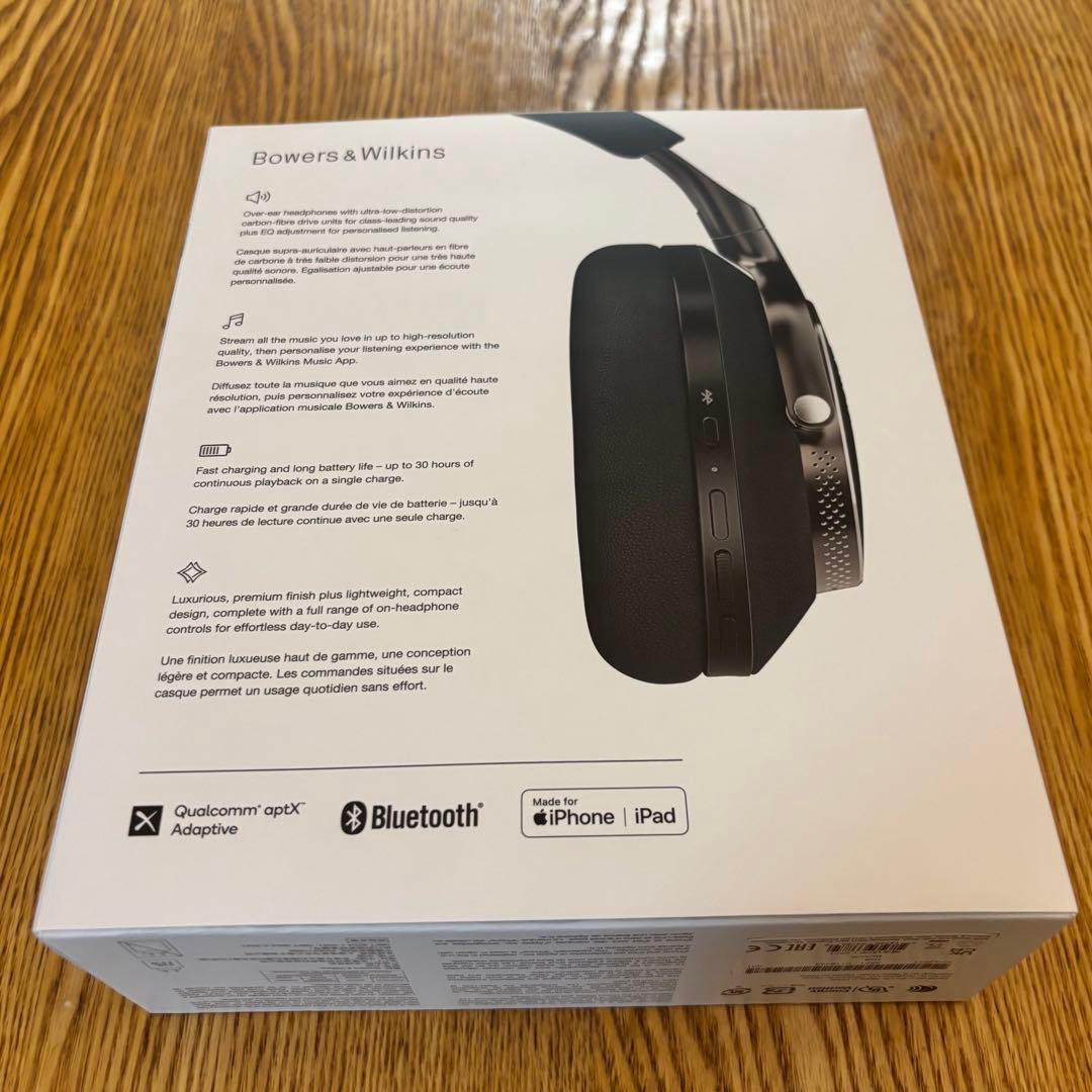 Bowers & Wilkins Px8 ワイヤレスヘッドホン　ブラック　B&W