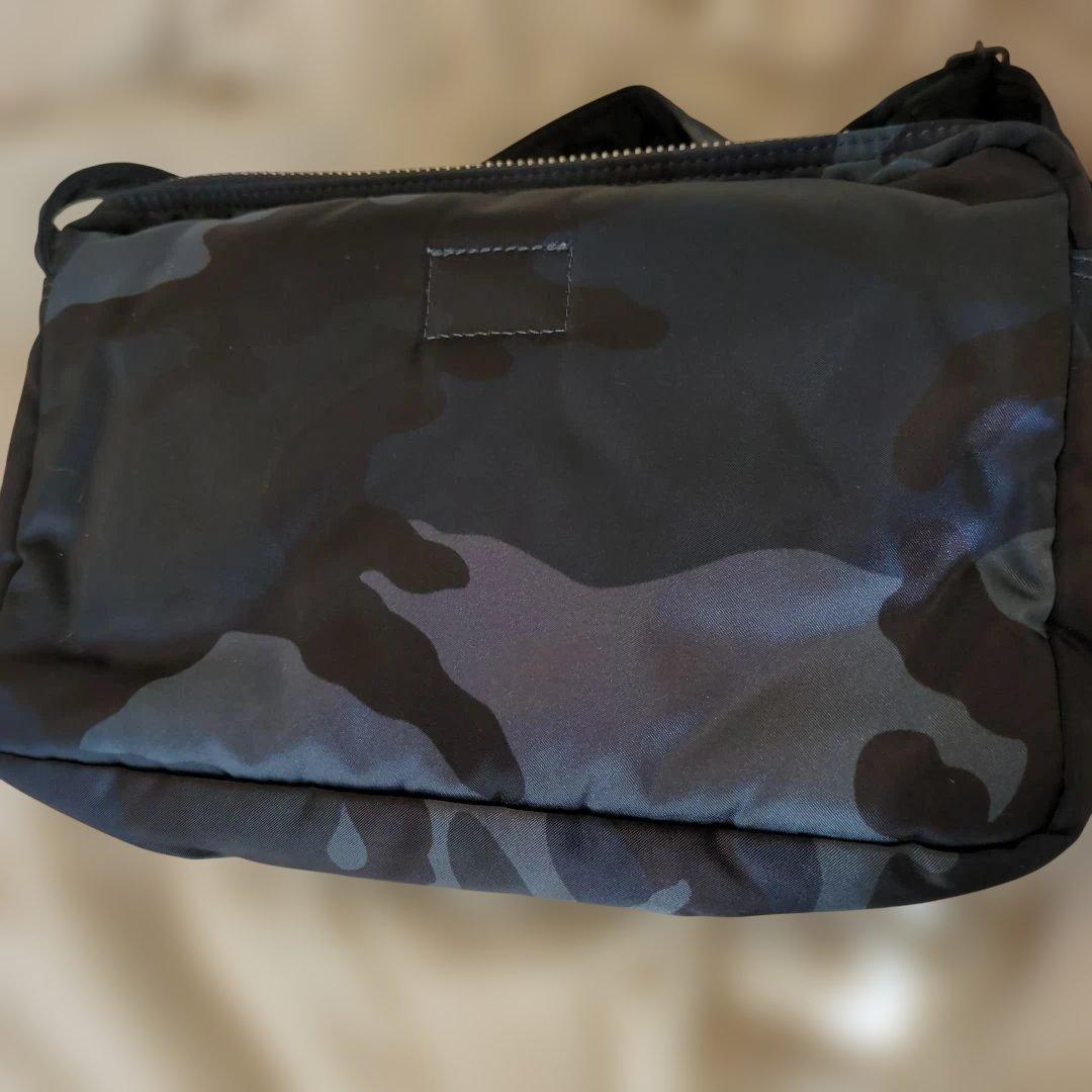 [未使用に近い]ポータータンカー30周年記念限定青迷彩２層ショルダーバック