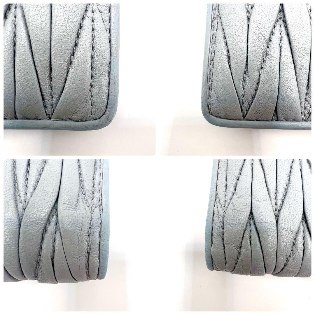 極美品✨ 現行モデル miu miu ミュウミュウ マテラッセ 二つ折り財布