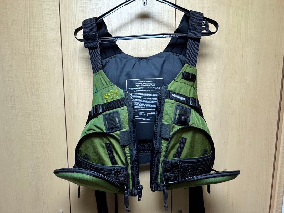 Stohlquist Fisherman ライフジャケット 緑