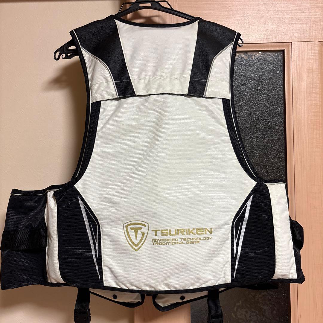 TSURIKEN フローティングベスト TV221➕鬼掛ピンオンリール付き