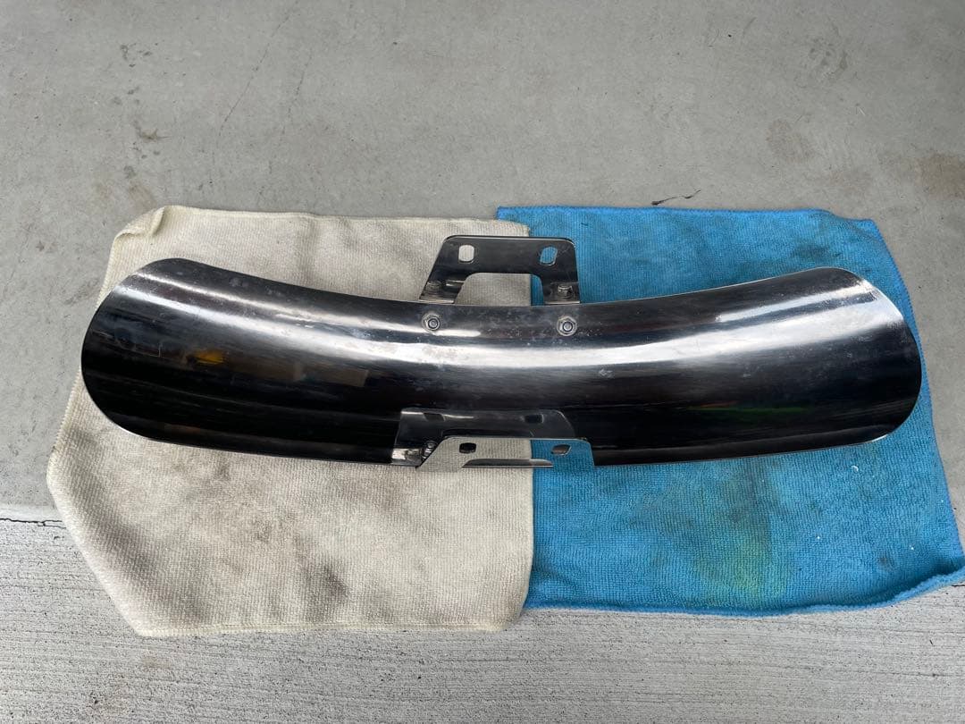 デイトナ　フロントフェンダー