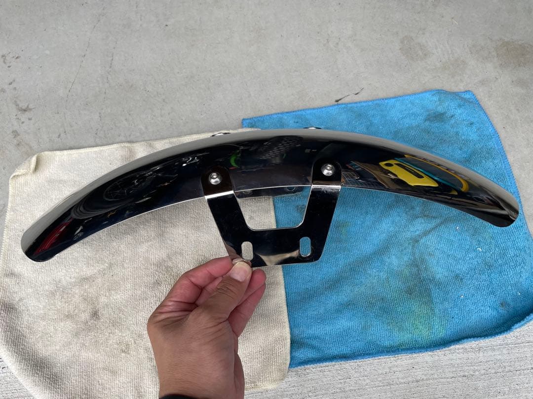 デイトナ　フロントフェンダー