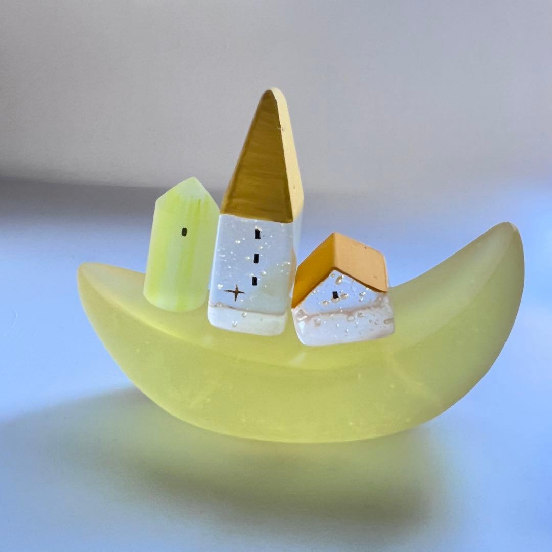 Mellow Glassさんの作品　月の舟