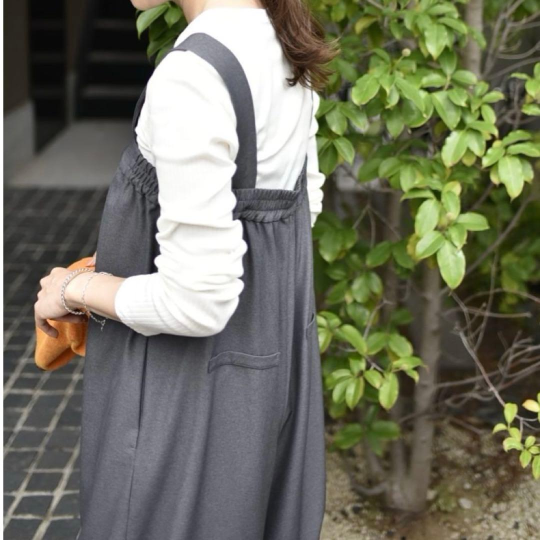 ◆あさ◆our しなやか素材のラップ風サロペット チャコールグレー