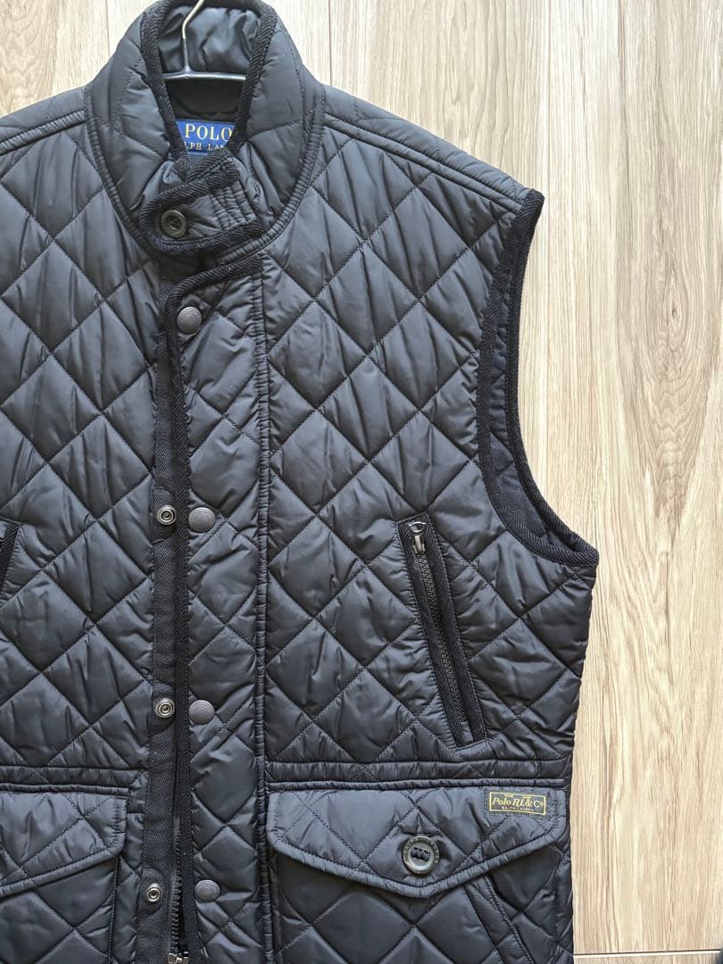 キルティングダウンベスト