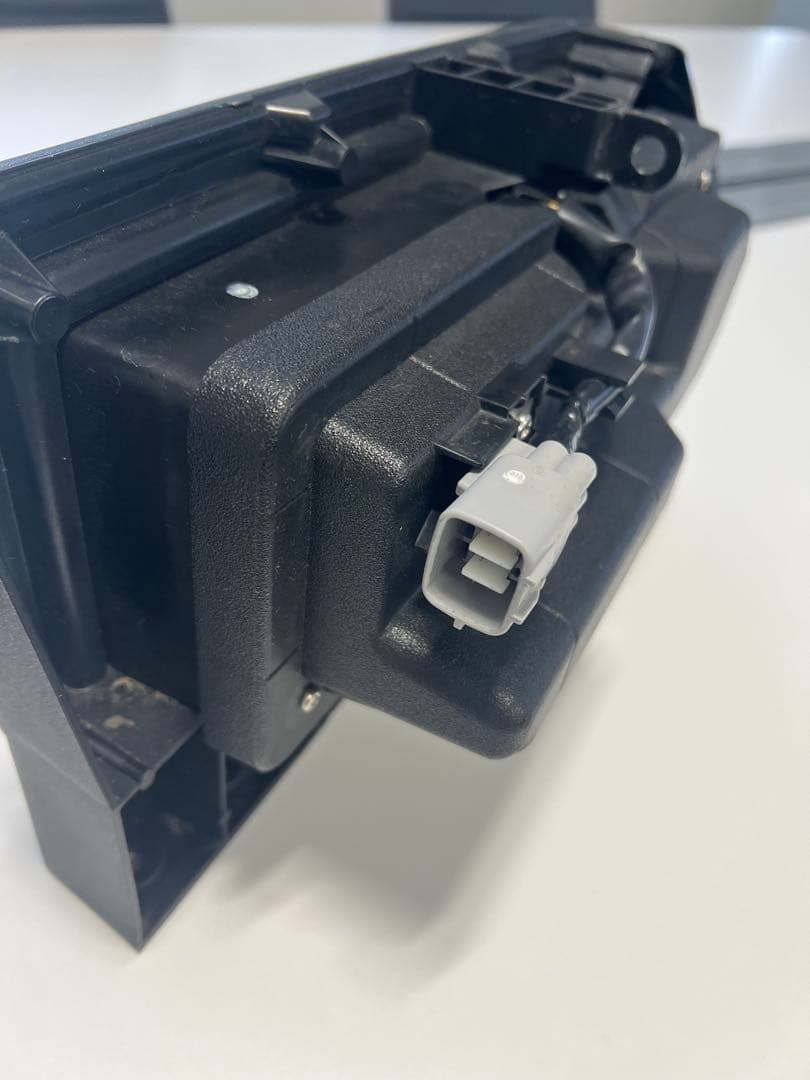 日野　現行17プロフィア 純正テールランプ　左右2個セット