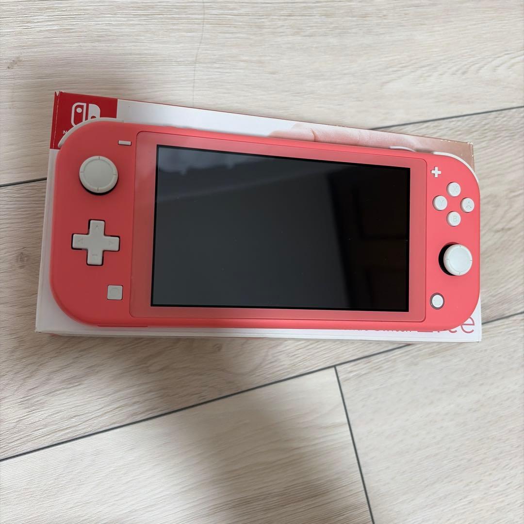 Switch lite コーラル 本体＋箱＋ACアダプター＋セーフティーガイド