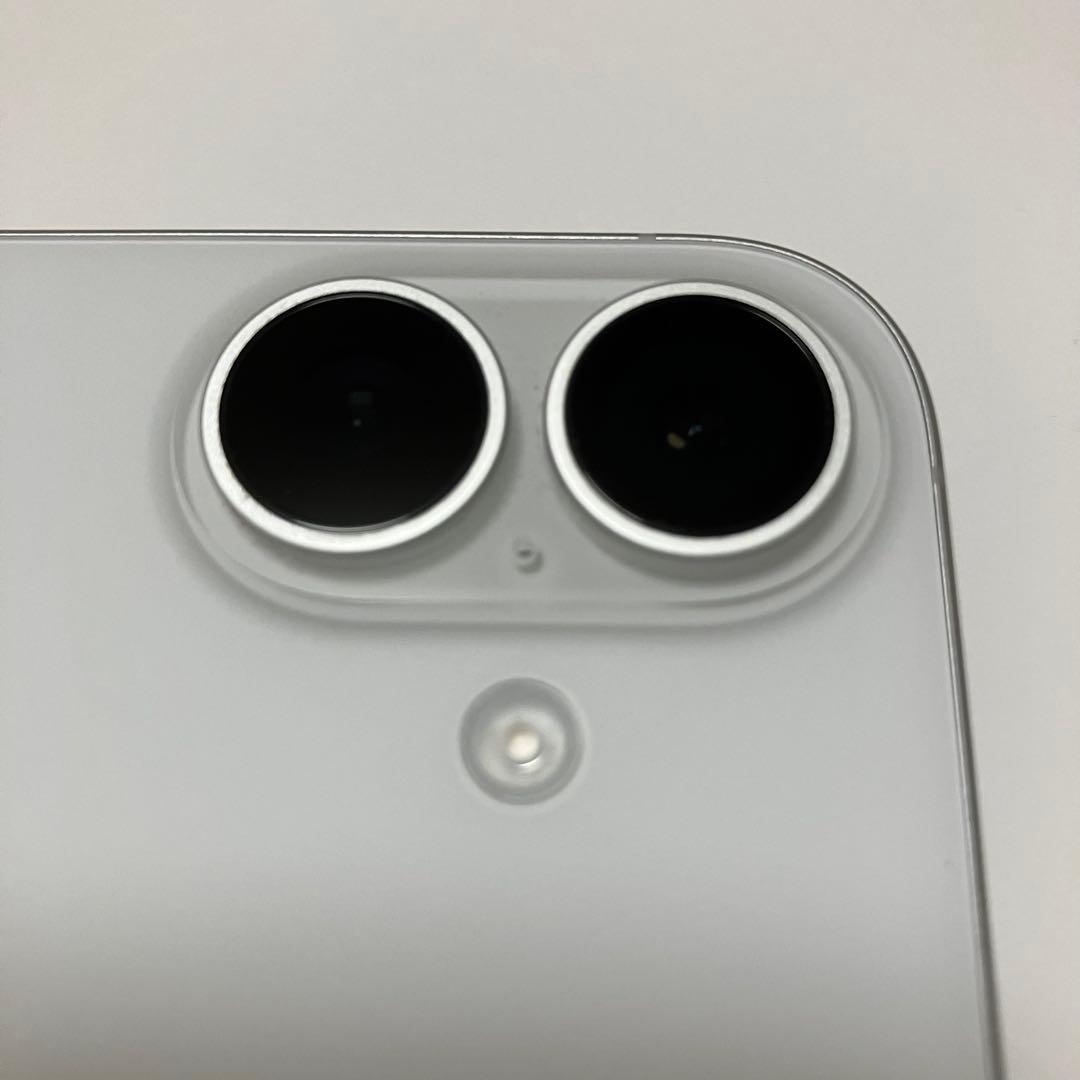 【美品】iPhone16 256GB ホワイト　スマホ　simフリー
