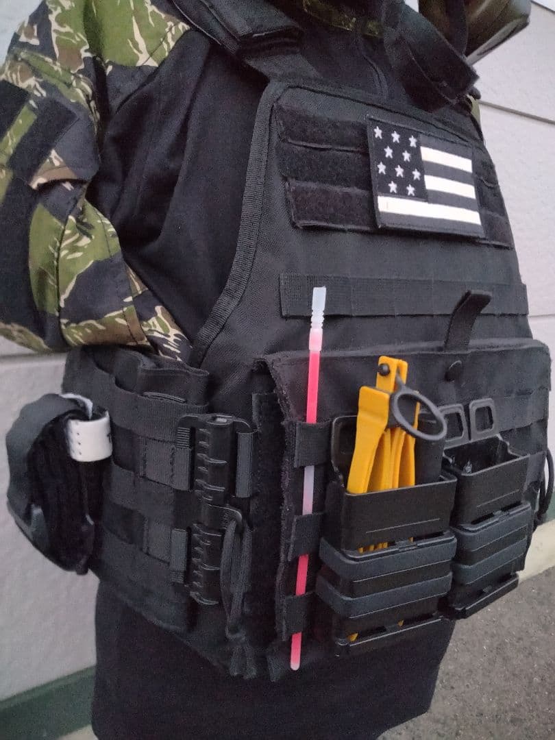 ブラックカラー装備