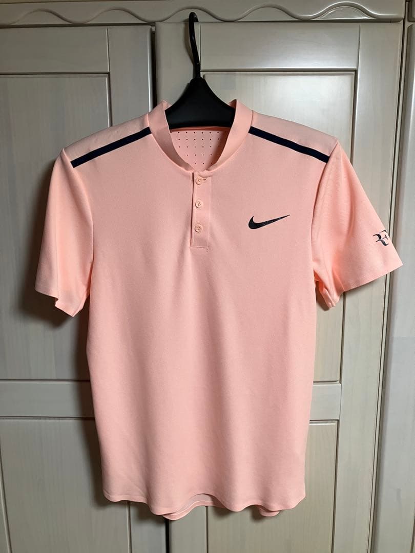 未使用　ナイキ　フェデラーモデル　海外Sサイズ