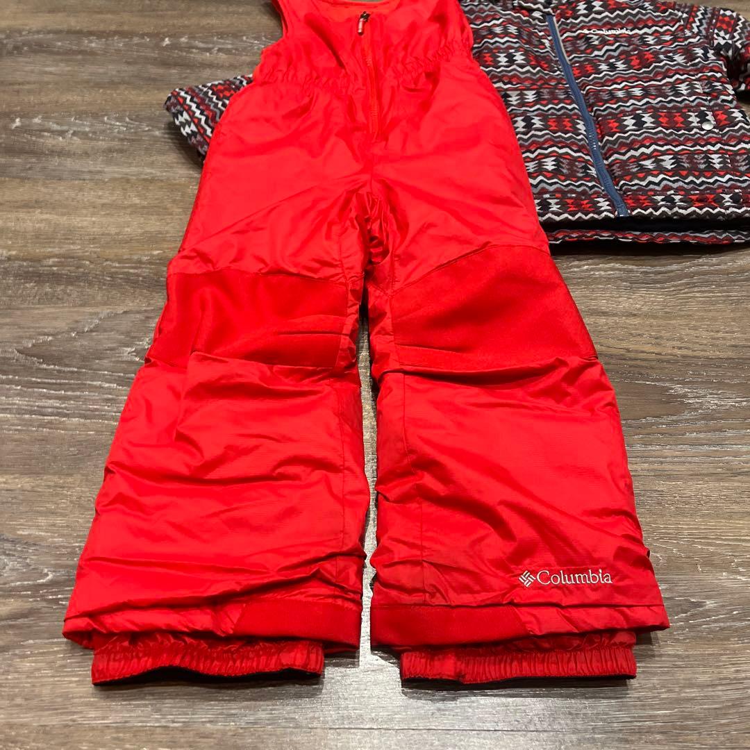 Columbia コロンビア　男の子　スノーウェア　つなぎ　セットアップ　110