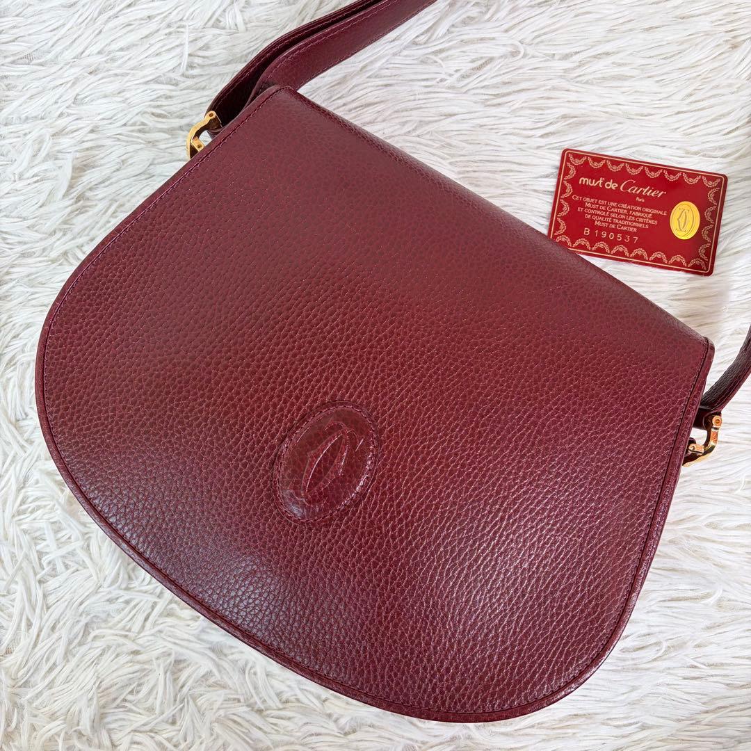 未使用級✨カルティエ ショルダーバッグ マストライン フラップ 背面Cドゥ金具