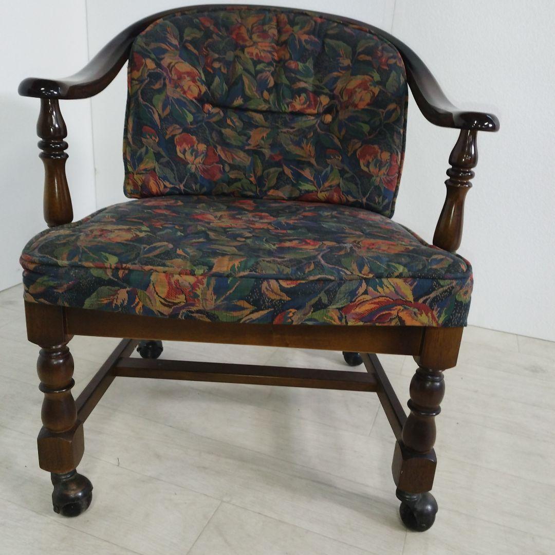 ③【カリモク】コロニアル アームチェアー キャスター付