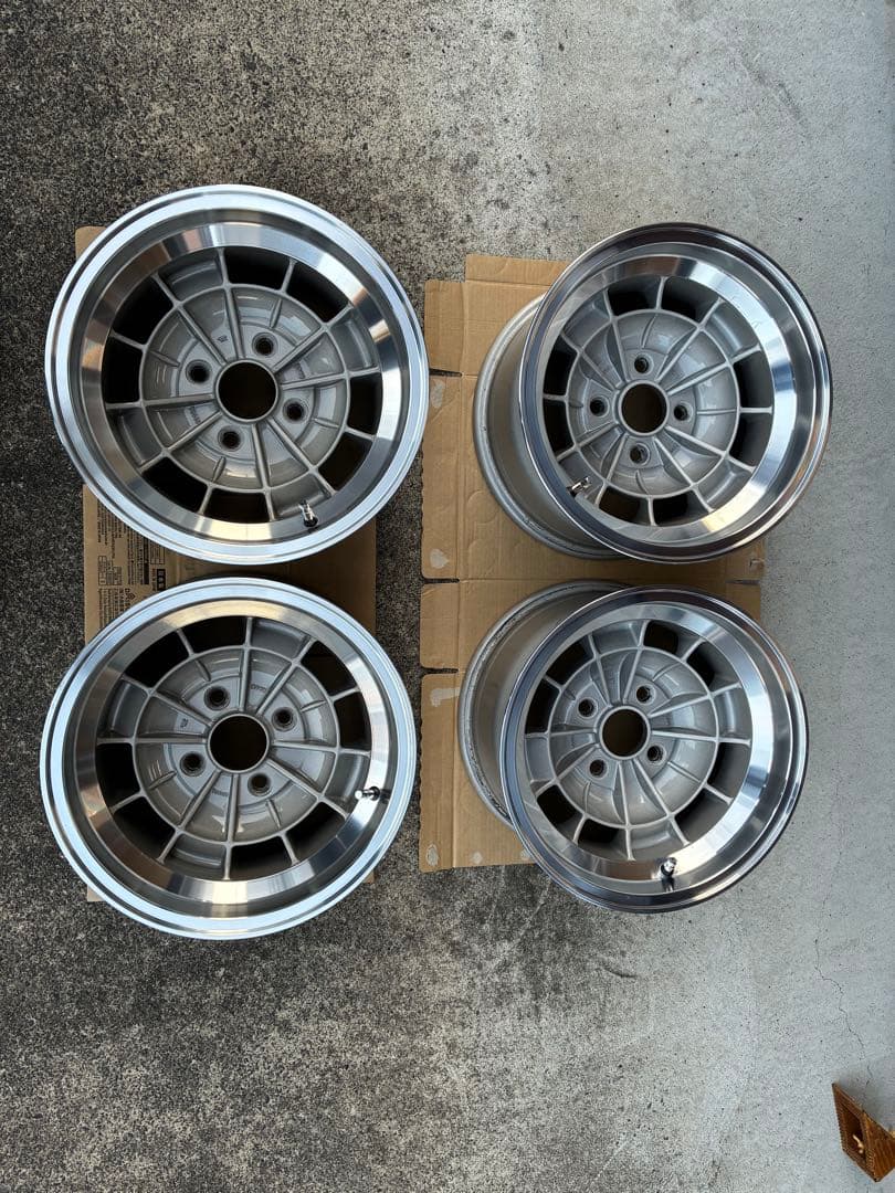 復刻版旧車　TOSCO トスコ14インチホイール　　　114.3 4H 8J