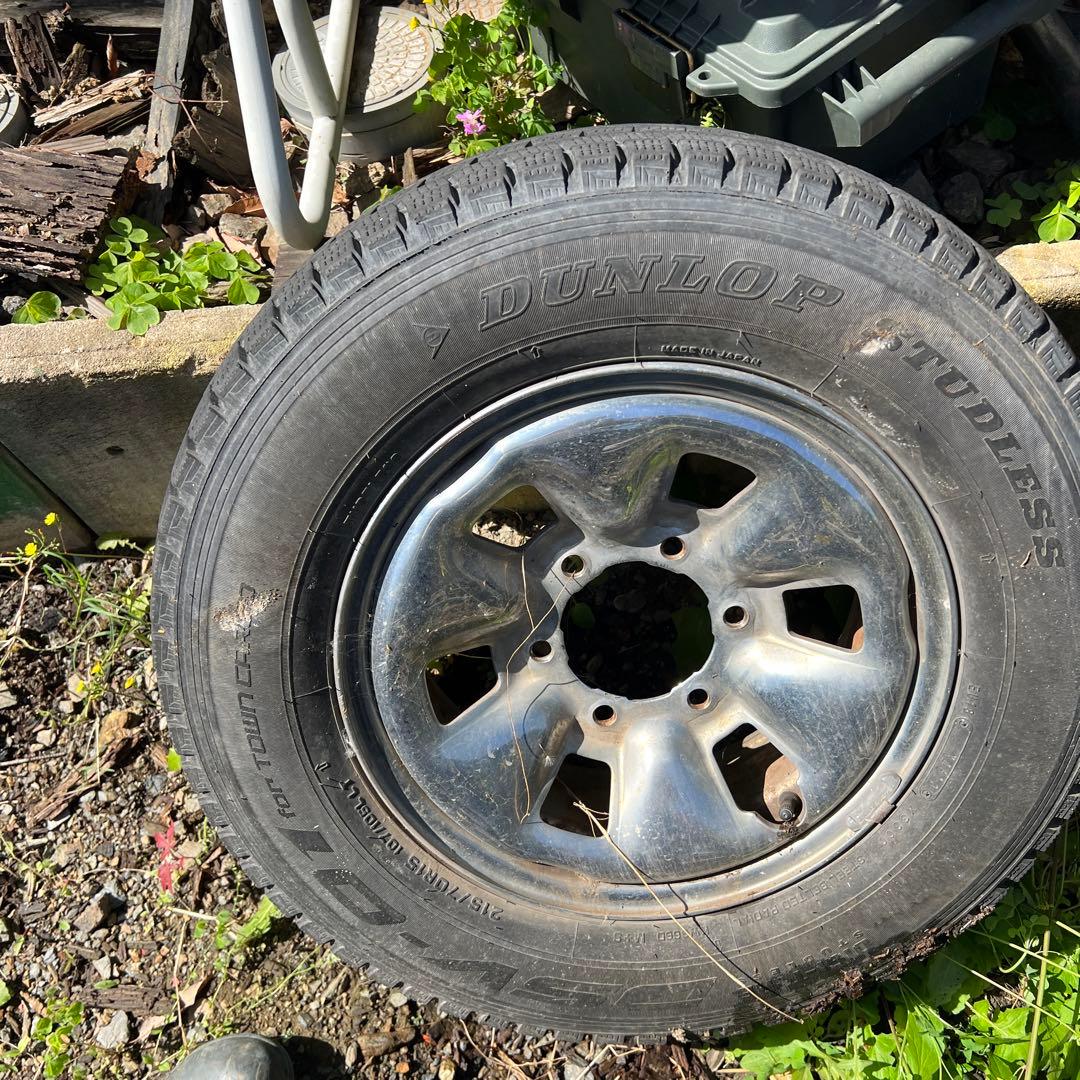 ハイエース　200系　中古スタッドレスタイヤ　４本セット1台分