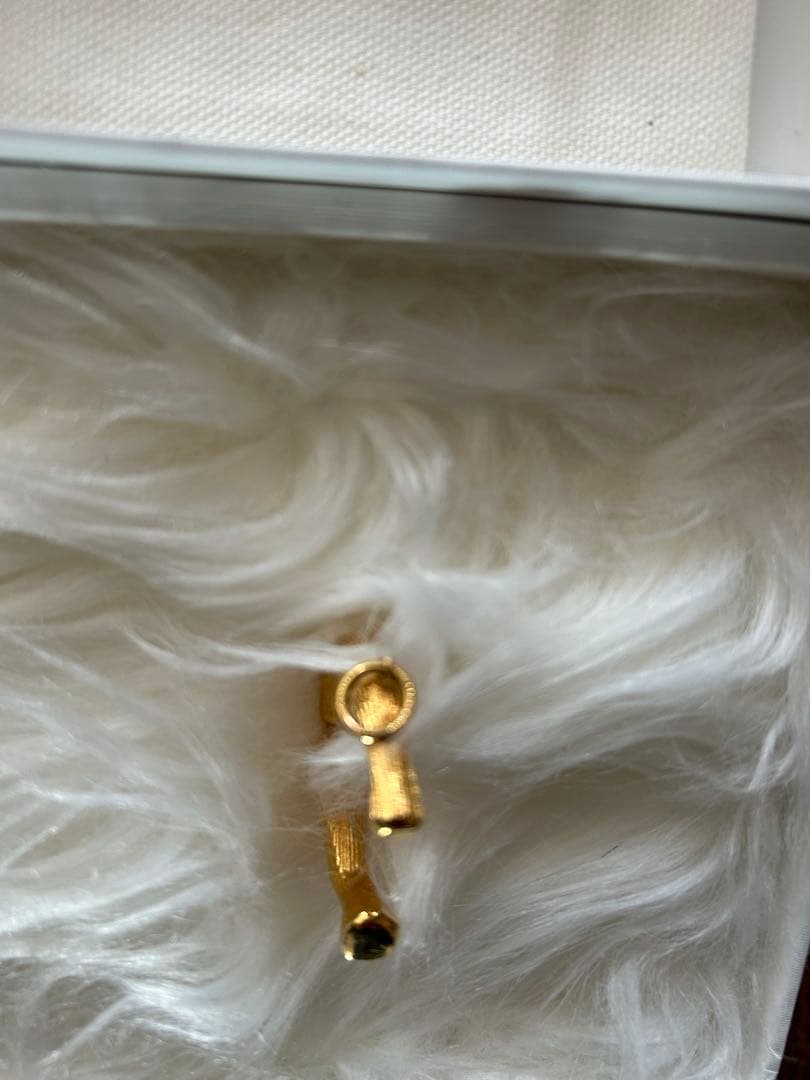 celine セリーヌ フィービー期　イニシャルネックレス　C