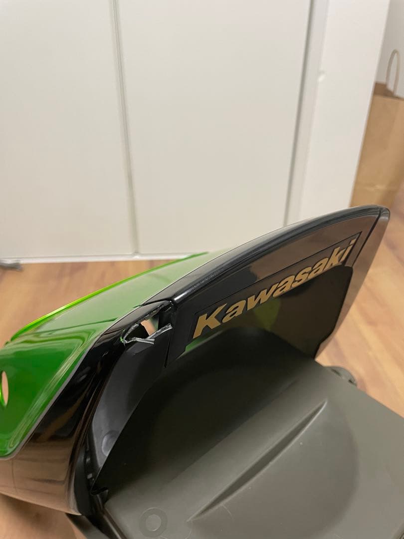 zrx1200r カウル　フェンダー　リヤ