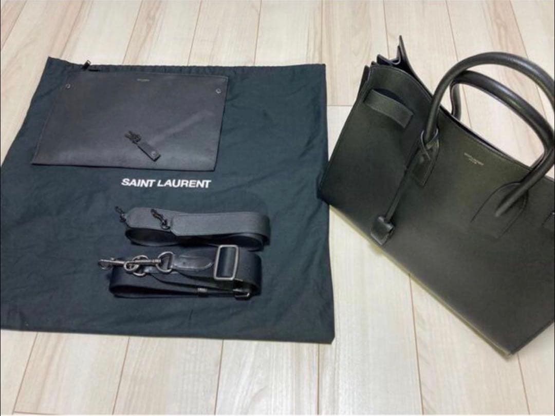 定価38万 美品 サンローラン サックドジュール ラージ ブラックマット