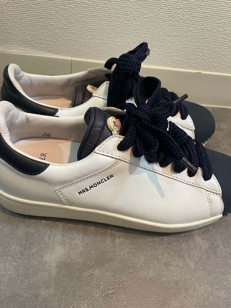 靴 MONCLER MRS.MONCLER Leather Sneaker 36