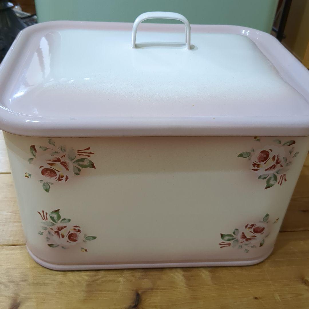 イマン　プリセスローズ　ミディ缶（ピンク）