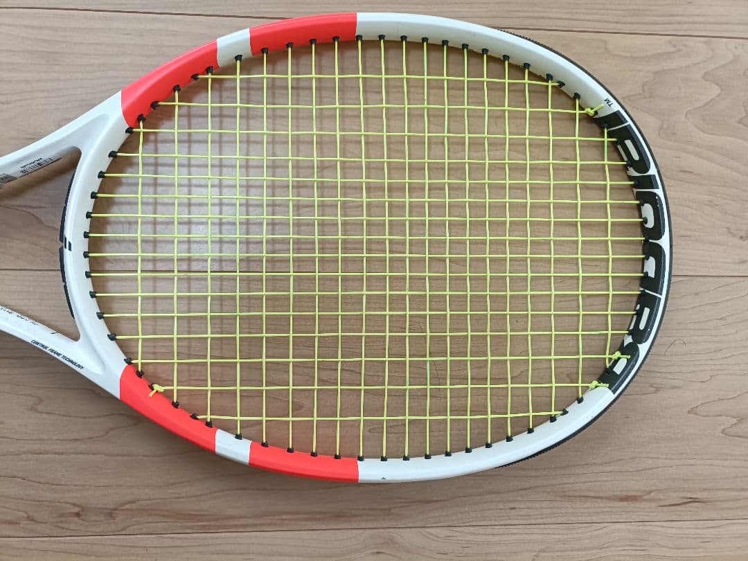 バボラ ピュアストライク100 G2 16x20