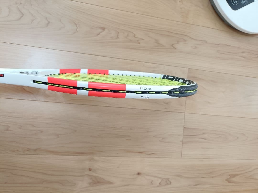 バボラ ピュアストライク100 G2 16x20