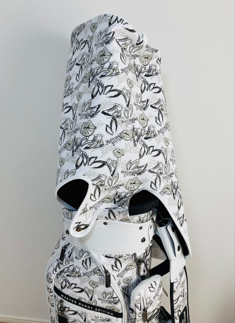 新品 パーリーゲイツ マスターバニー総柄プリント キャディバッグ 46インチ対応