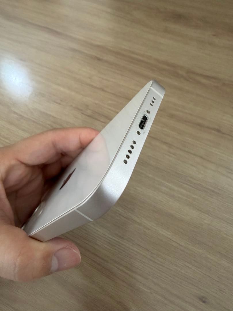 iPhone 13 128GB SIMフリー 美品