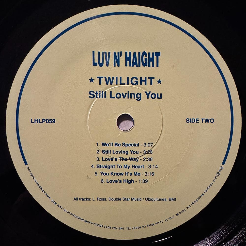 Twilight / Still Loving You 500枚限定