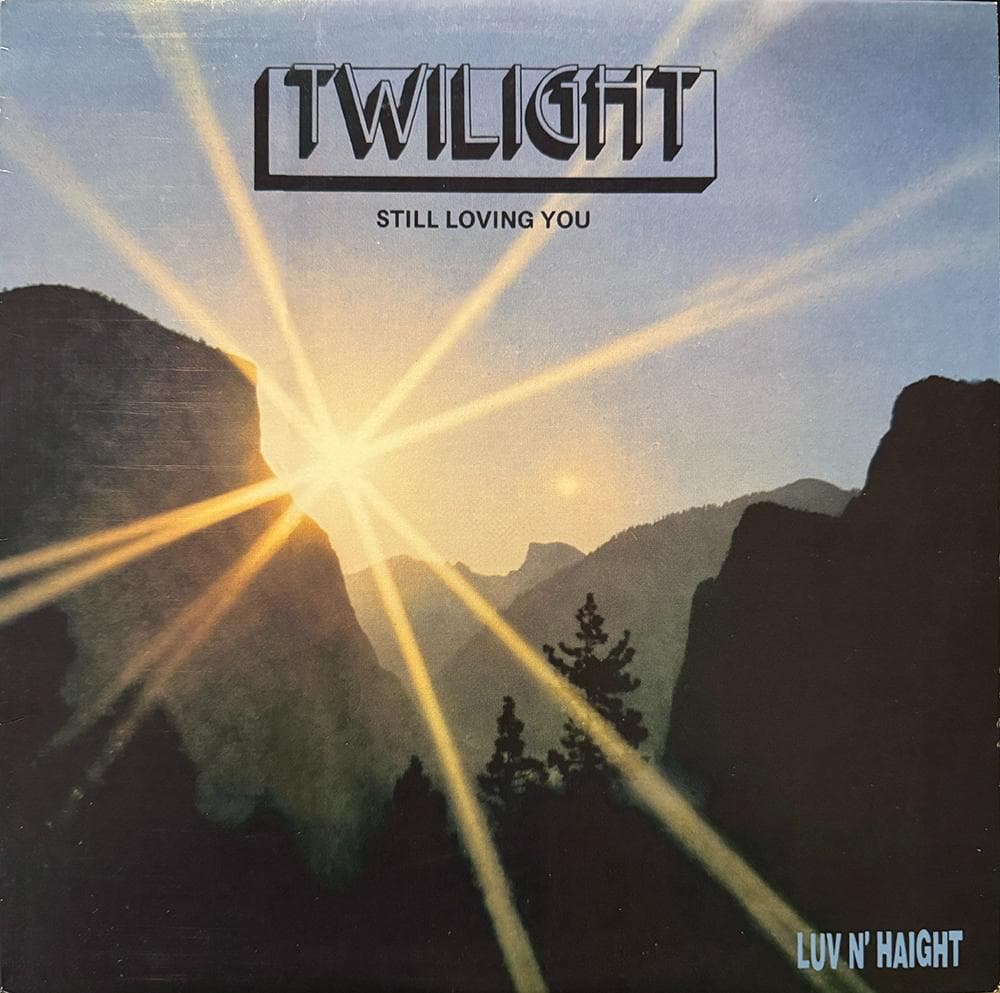 Twilight / Still Loving You 500枚限定